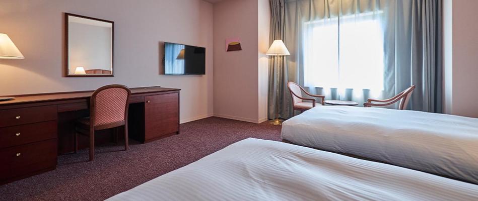 Saitama Grand Hotel Honjo Bagian luar foto