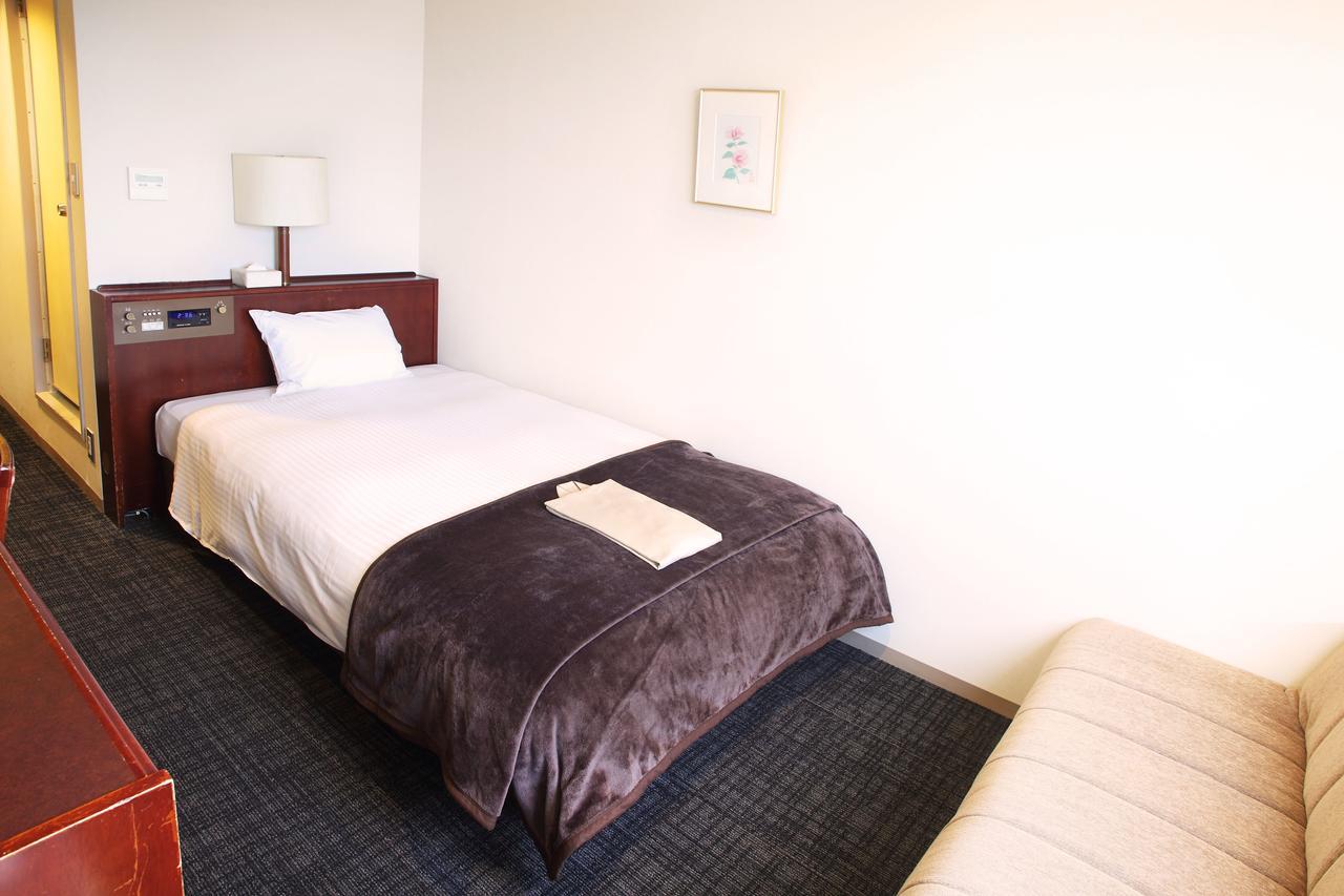 Saitama Grand Hotel Honjo Bagian luar foto